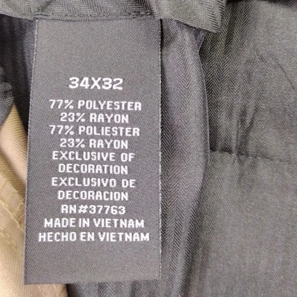 Axist men tan